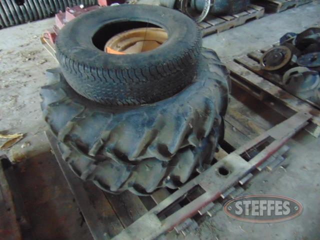 Versatile 400 tires - rims- used Pittmann arm_1.jpg